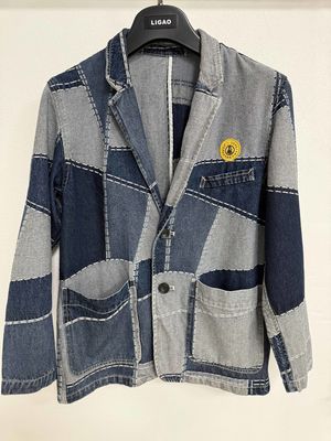 Τρέντυ Jacquard Elements Denim Blazer για μια τολμηρή και κομψή εμφάνιση