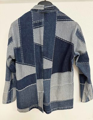 Τρέντυ Jacquard Elements Denim Blazer για μια τολμηρή και κομψή εμφάνιση